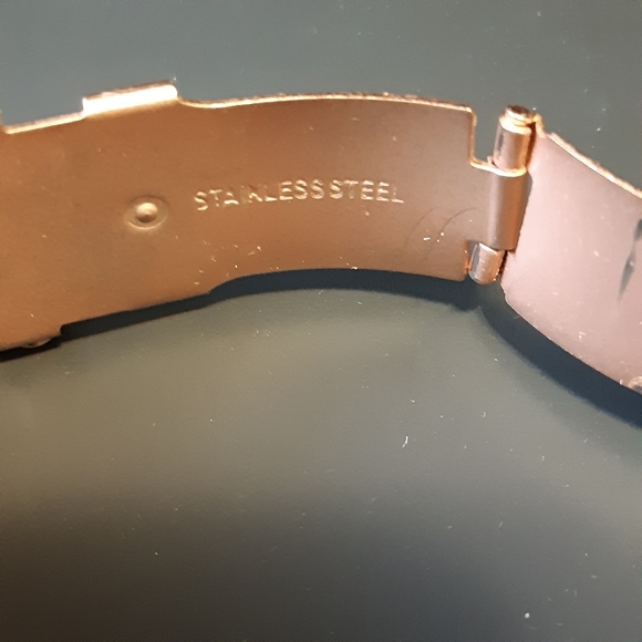 Rose Gold Watch - Picture 4 of 6